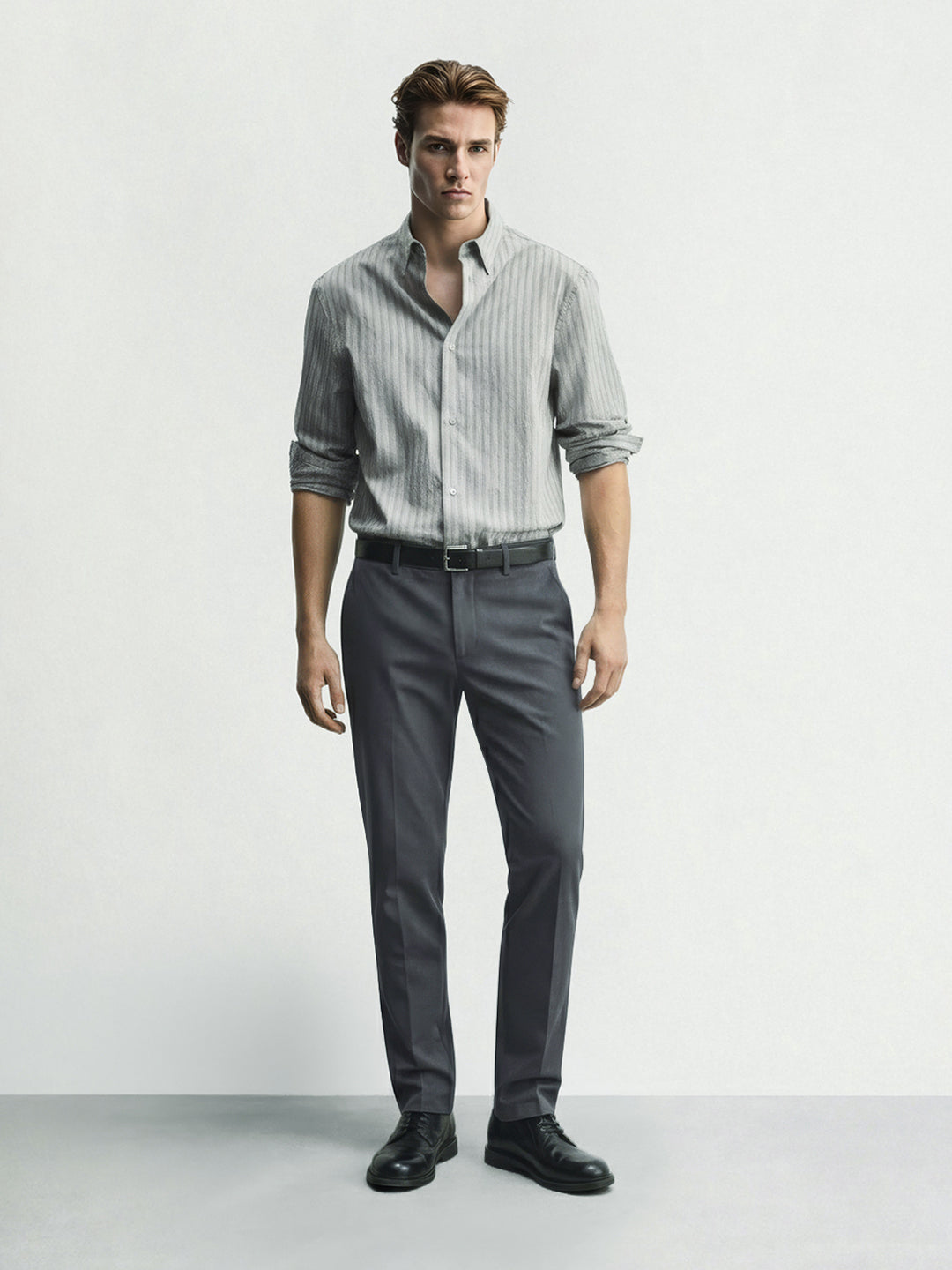 Men's Grey Slim Fit Solid Casual Chinos