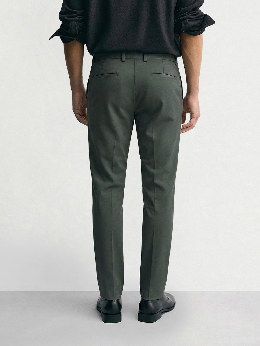 Men's Green Slim Fit Solid Casual Chinos