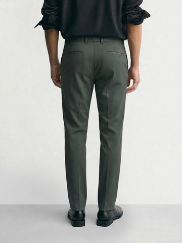 Men's Green Slim Fit Solid Casual Chinos