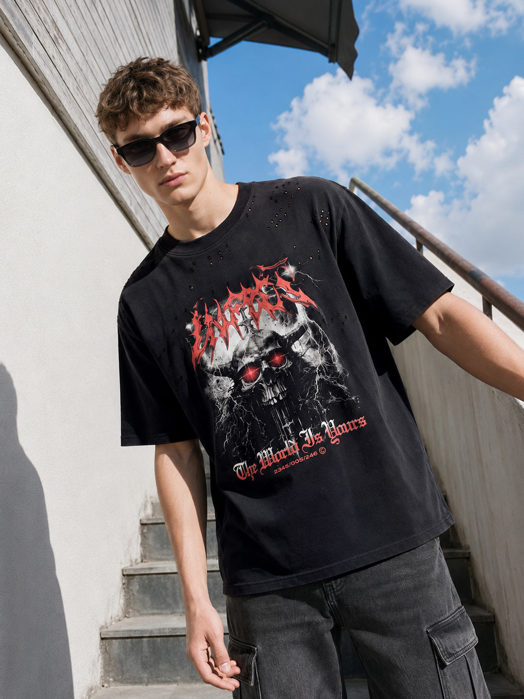 Men's Black Relaxed Fit Graphic Printed 240 GSM Street Wear T-Shirt