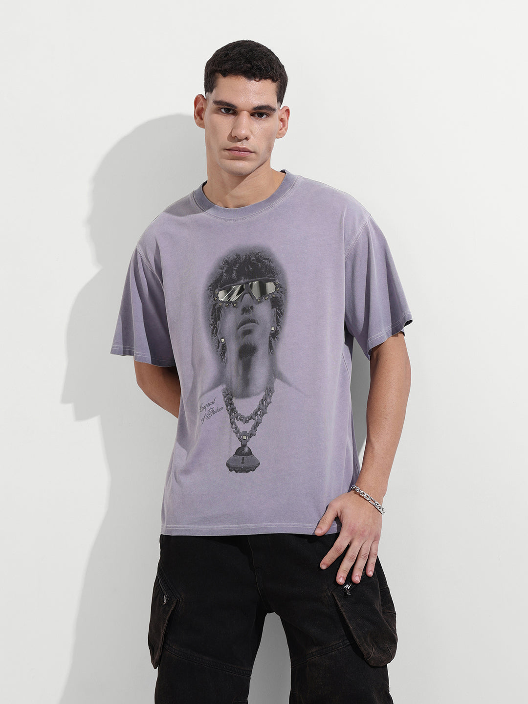 Men's Purple Relaxed Fit Graphic Street Wear T-Shirt