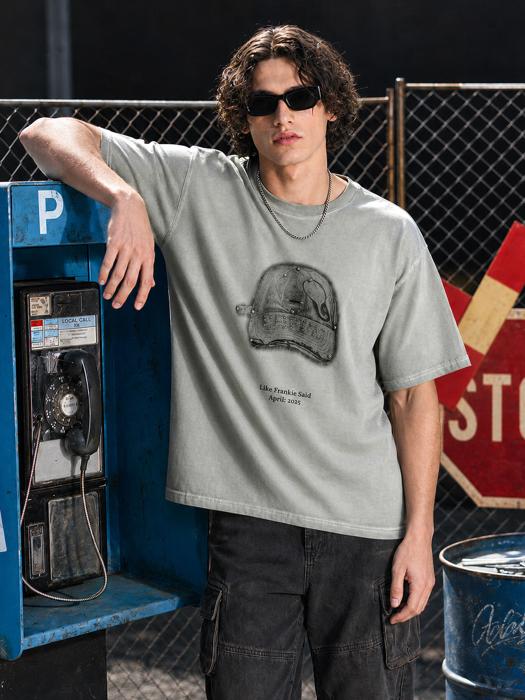 Men's Grey Relaxed Fit Graphic Printed 240 GSM Street Wear T-Shirt