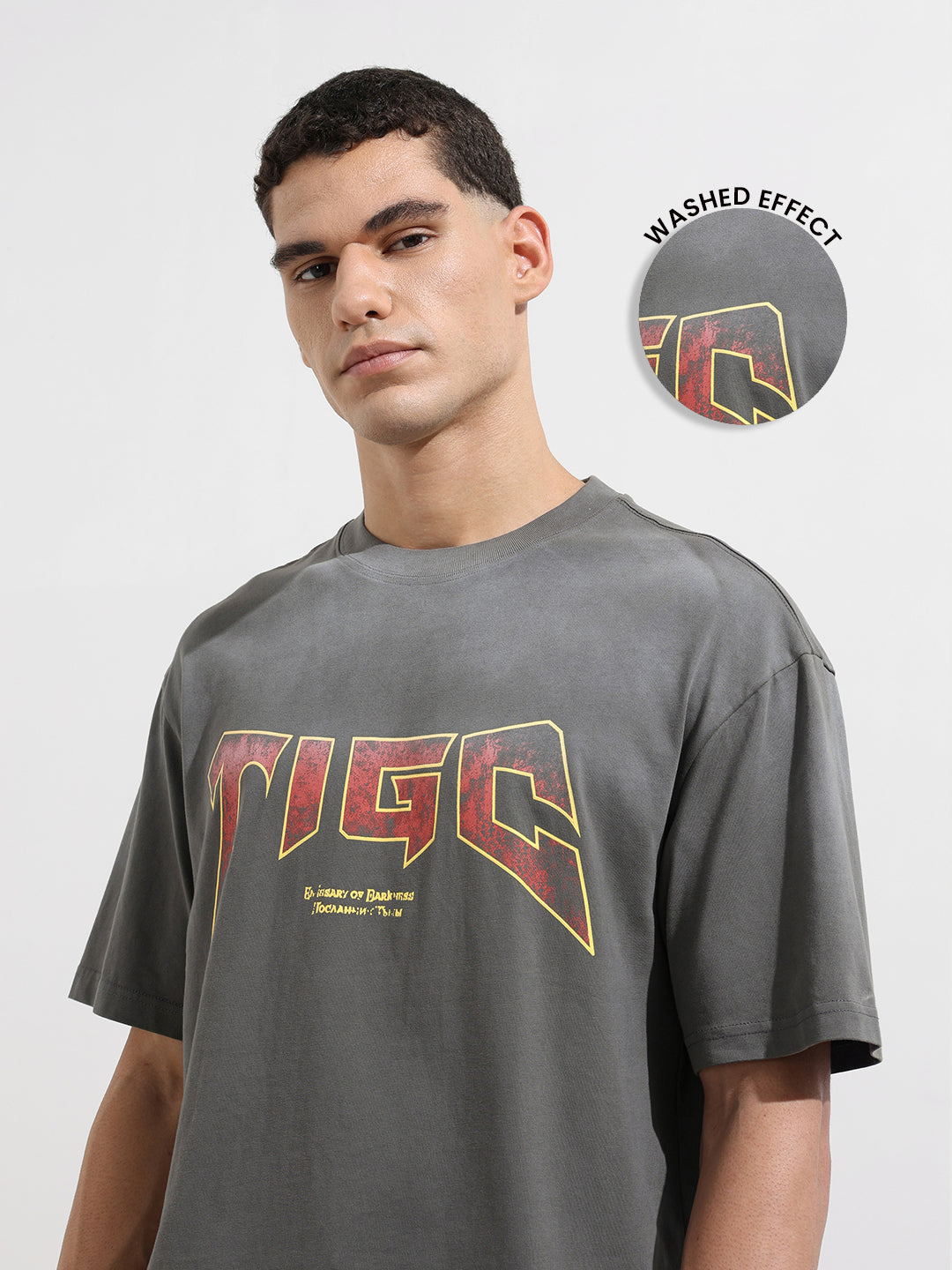 Men's Grey Relaxed Fit Graphic Street Wear T-Shirt