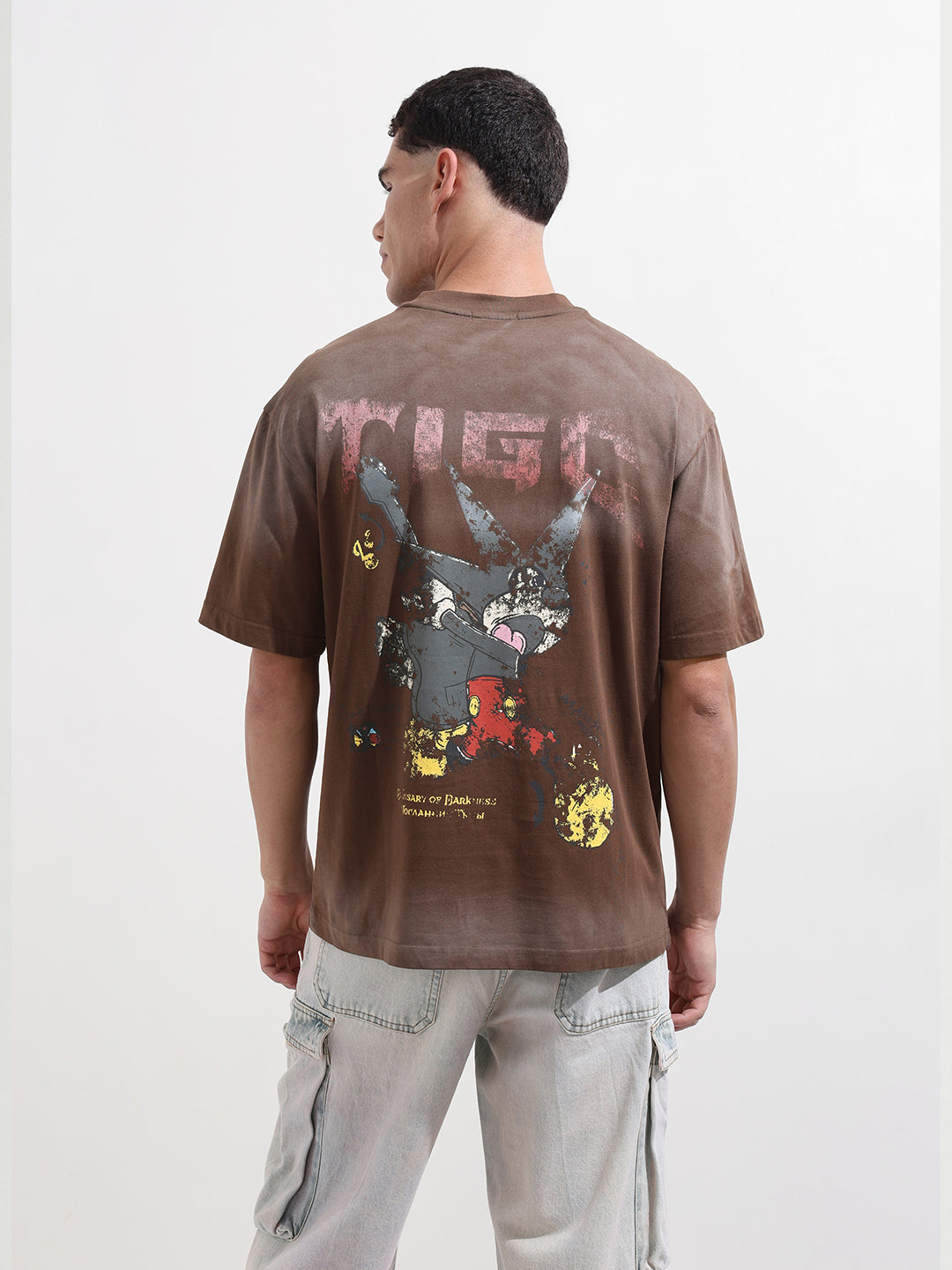 Men's Brown Relaxed Fit Graphic Street Wear T-Shirt