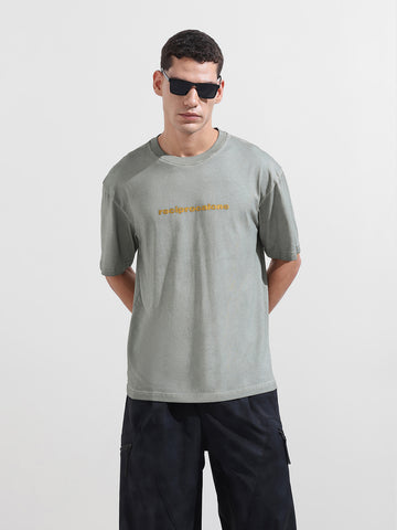 Men's Grey Relaxed Fit Graphic Street Wear T-Shirt