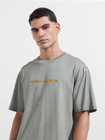 Men's Grey Relaxed Fit Graphic Street Wear T-Shirt