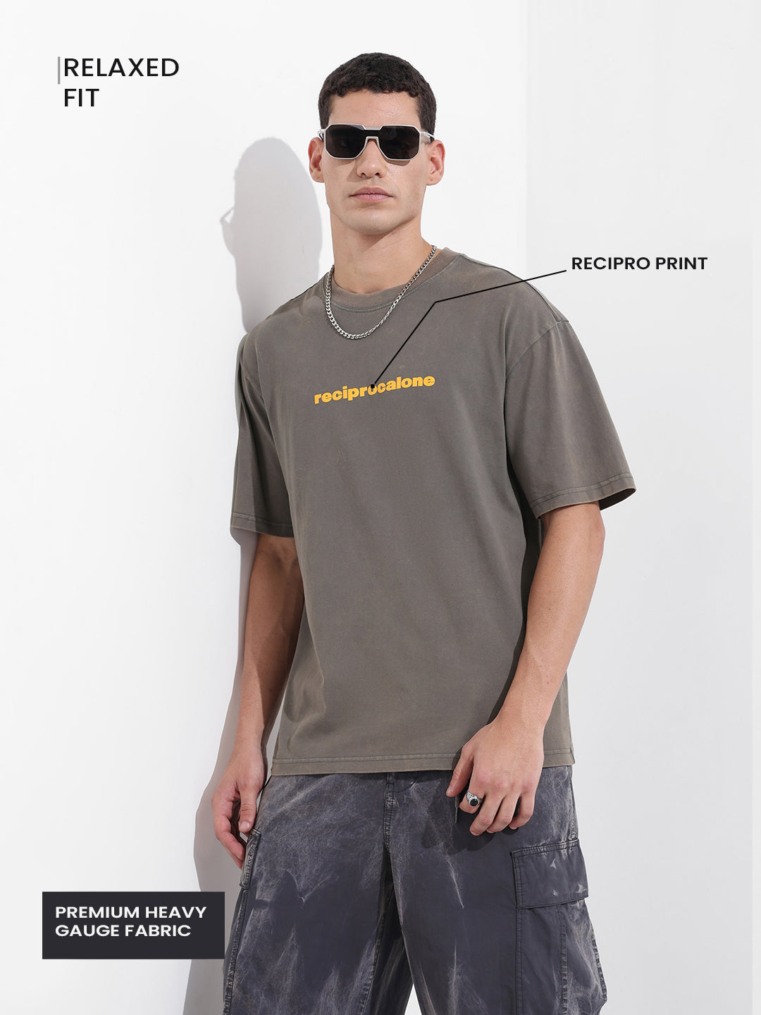 Men's Grey Relaxed Fit Graphic Street Wear T-Shirt