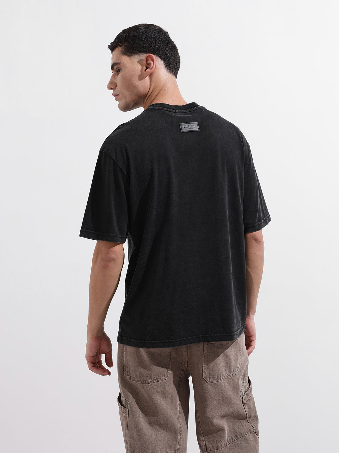 Men's Black Relaxed Fit Graphic Street Wear T-Shirt