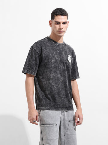 Men's Black Relaxed Fit Graphic Street Wear T-Shirt