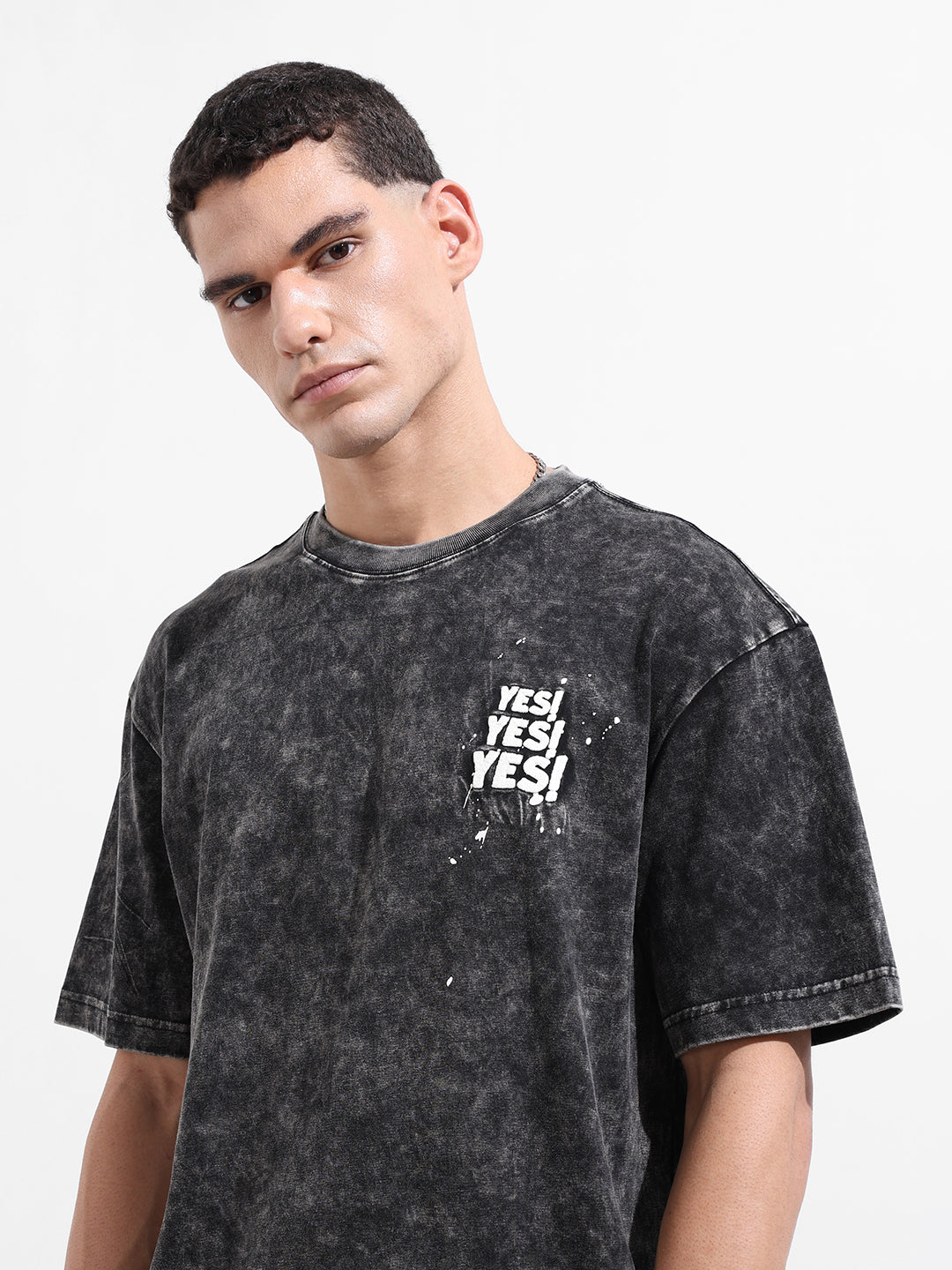 Men's Black Relaxed Fit Graphic Street Wear T-Shirt