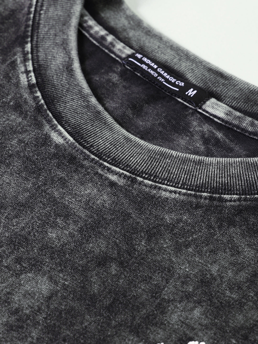 Men's Black Relaxed Fit Graphic Street Wear T-Shirt