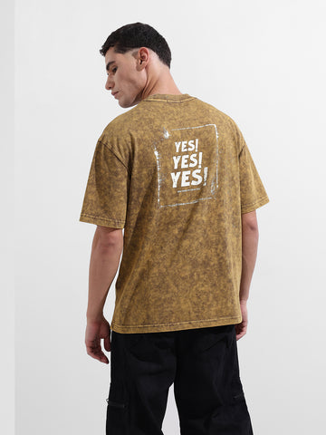 Men's Yellow Relaxed Fit Graphic Street Wear T-Shirt