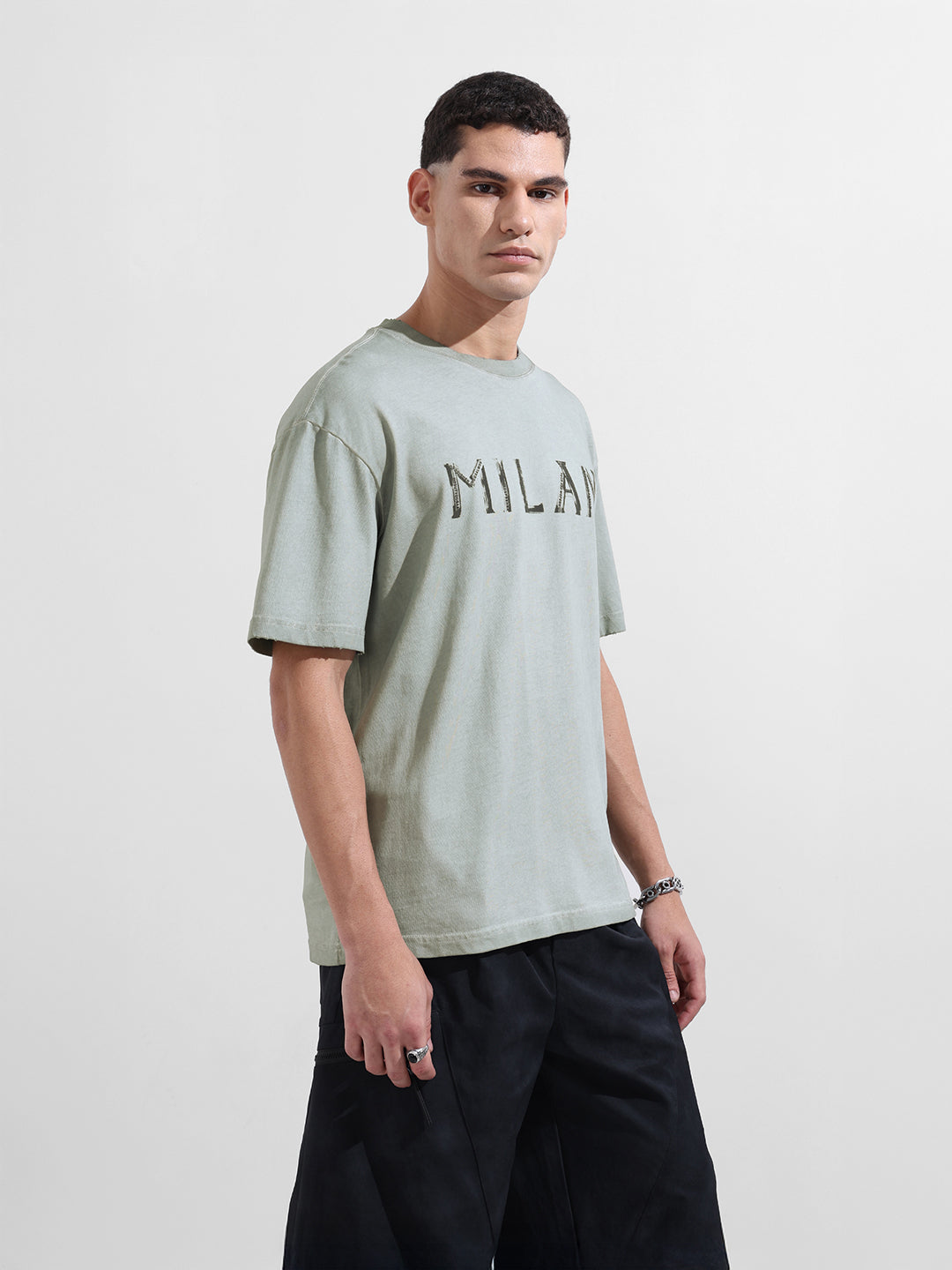 Men's Grey Relaxed Fit Graphic Street Wear T-Shirt