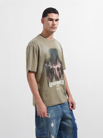 Men's Green Relaxed Fit Graphic Street Wear T-Shirt
