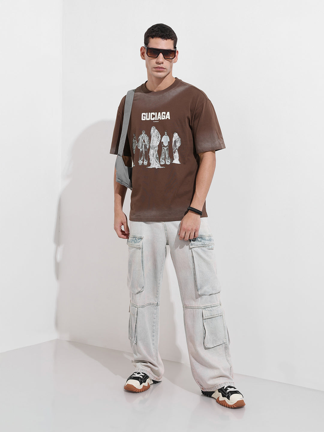 Men's Brown Relaxed Fit Graphic Street Wear T-Shirt