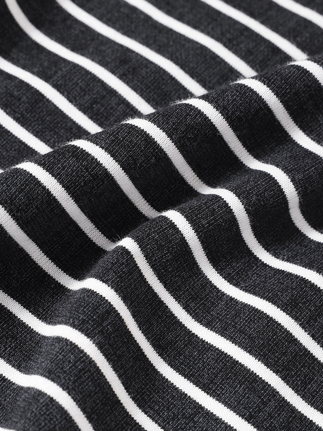 Men's Black Relaxed Fit Striped Street Wear T-Shirt