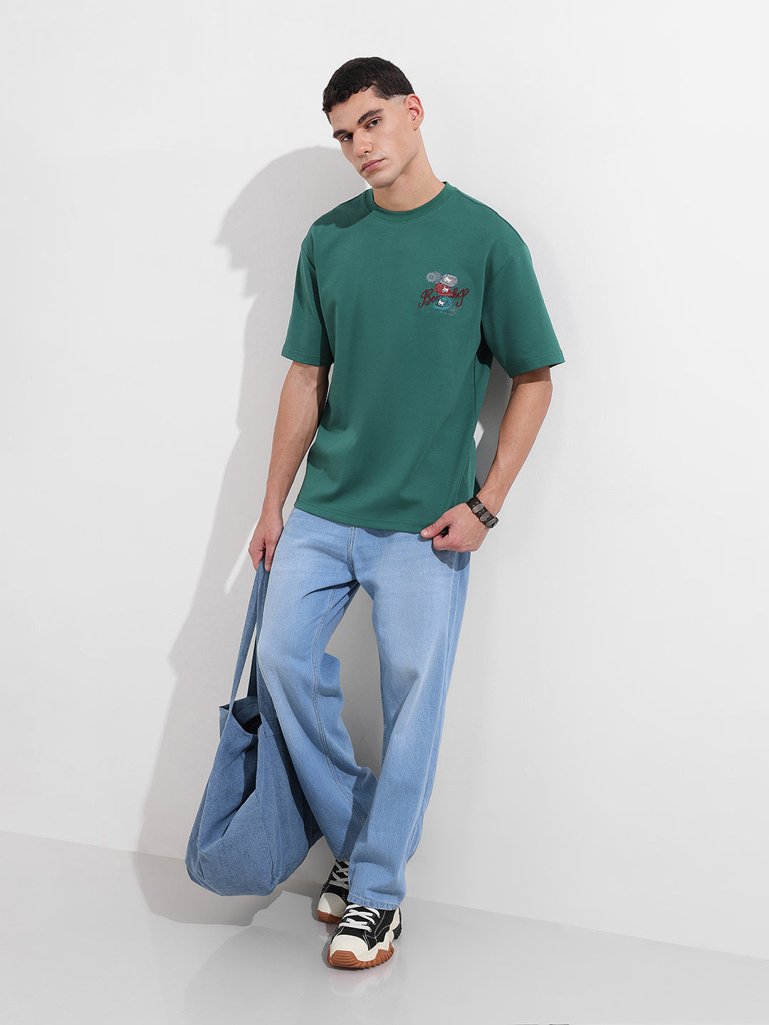 Men's Green Relaxed Fit Embroided Street Wear T-Shirt
