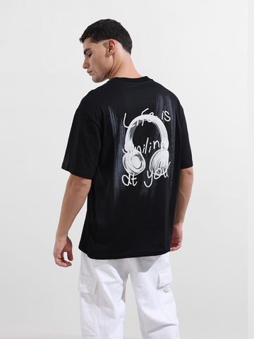 Men's Black Relaxed Fit Graphic Street Wear T-Shirt