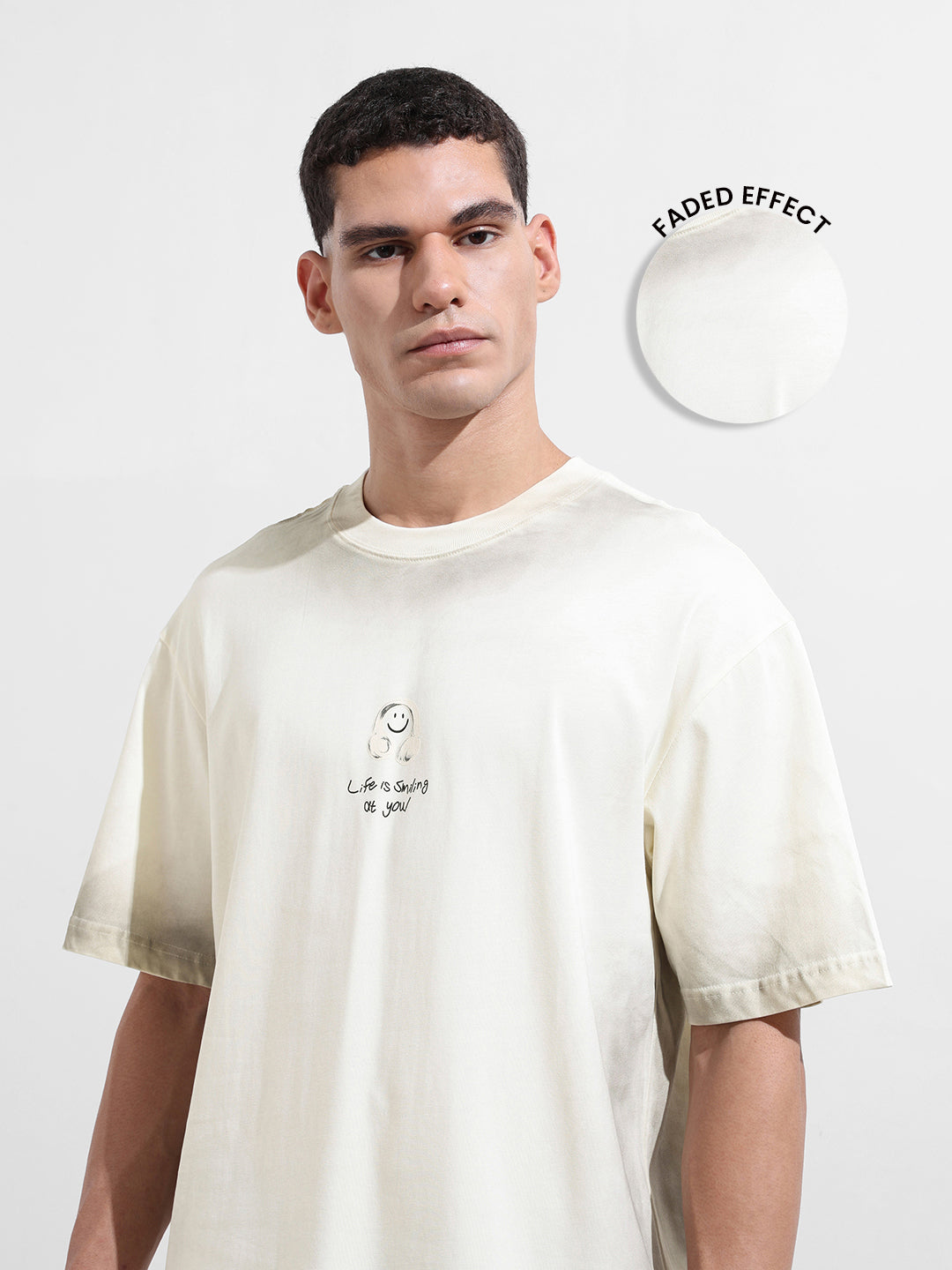 Men's Cream Relaxed Fit Graphic Street Wear T-Shirt