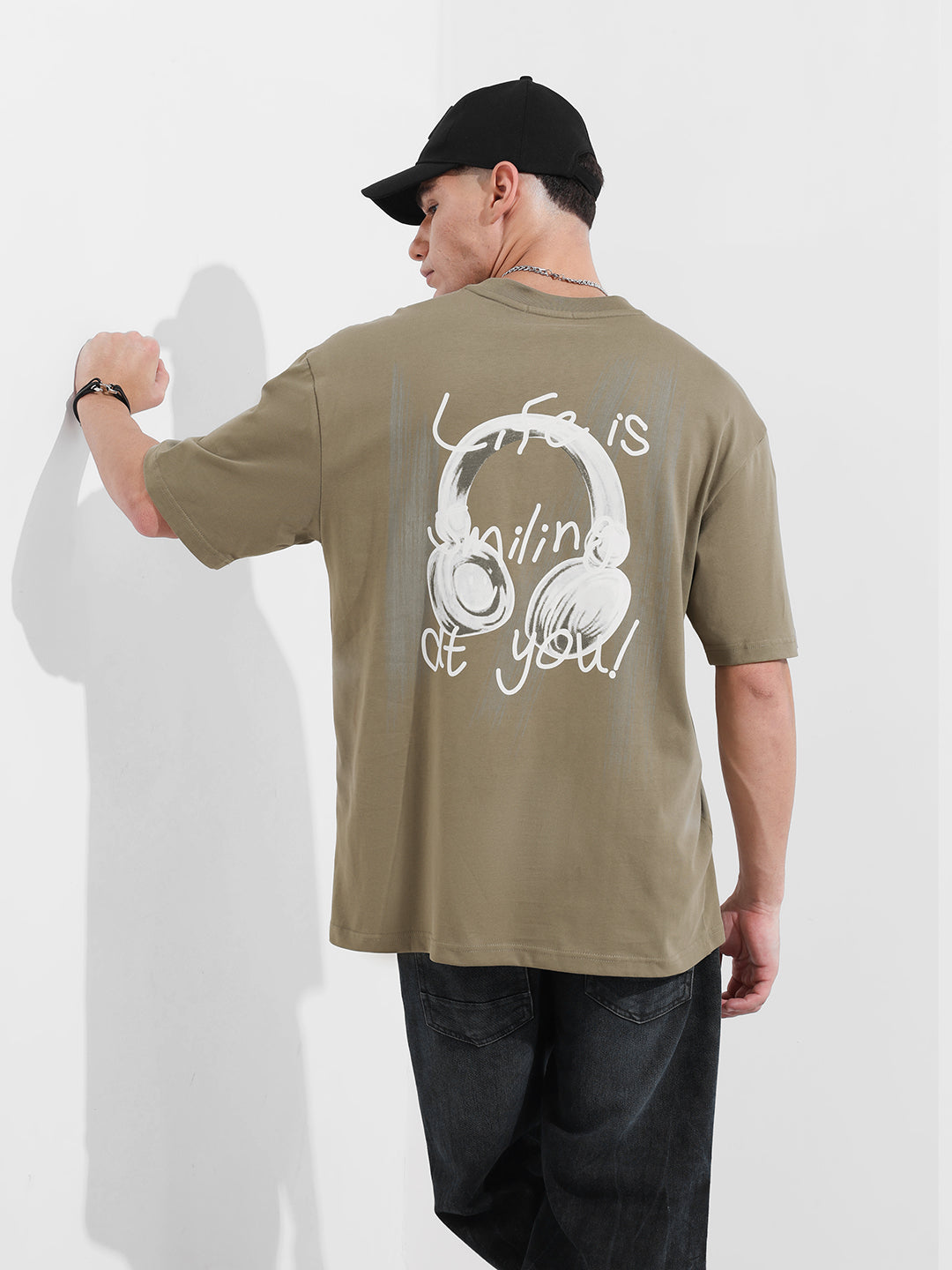 Men's Green Relaxed Fit Graphic Street Wear T-Shirt
