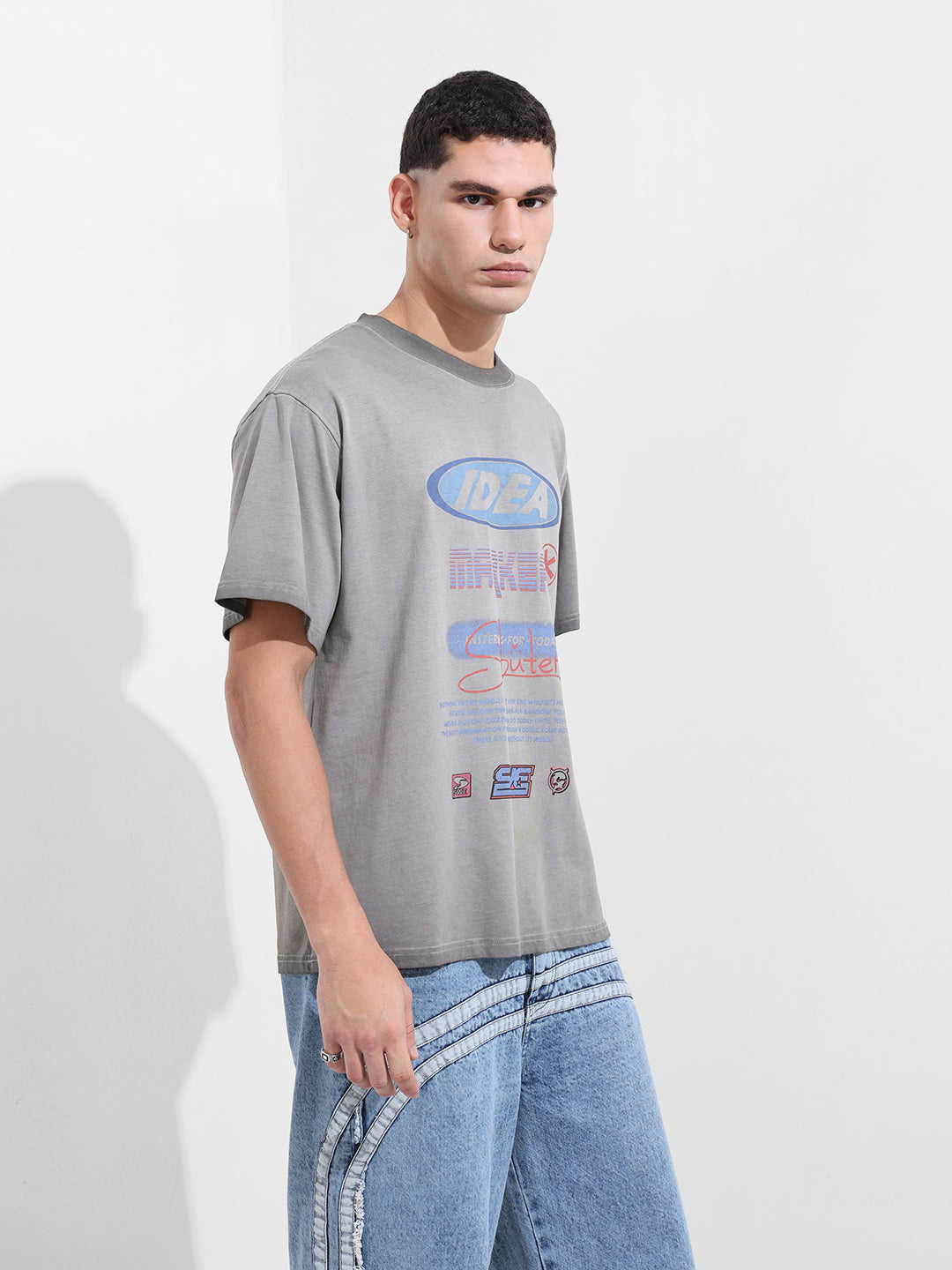 Men's Grey Relaxed Fit Graphic Street Wear T-Shirt
