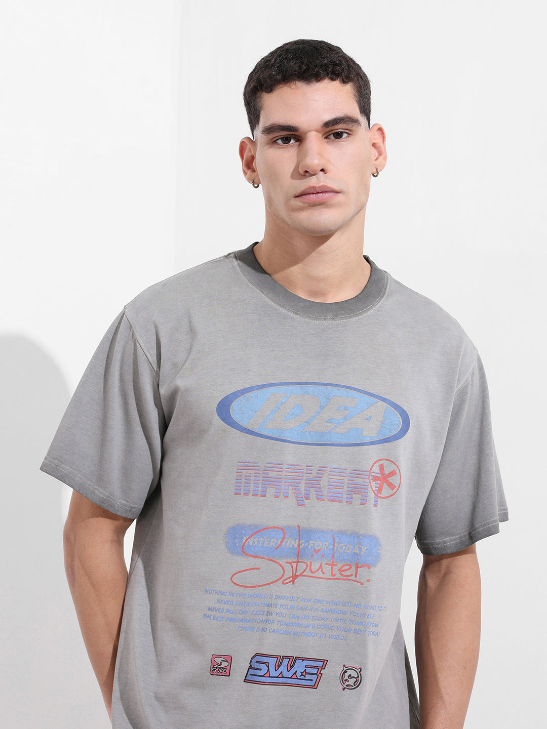 Men's Grey Relaxed Fit Graphic Street Wear T-Shirt