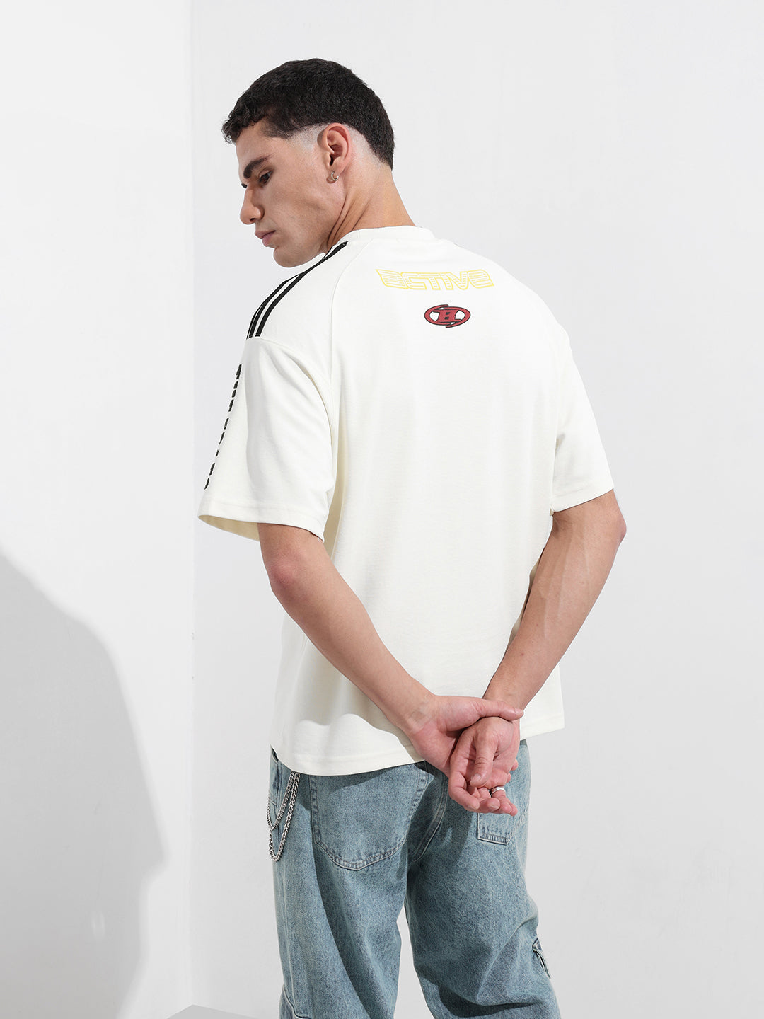 Men's Cream Relaxed Fit Graphic Street Wear T-Shirt