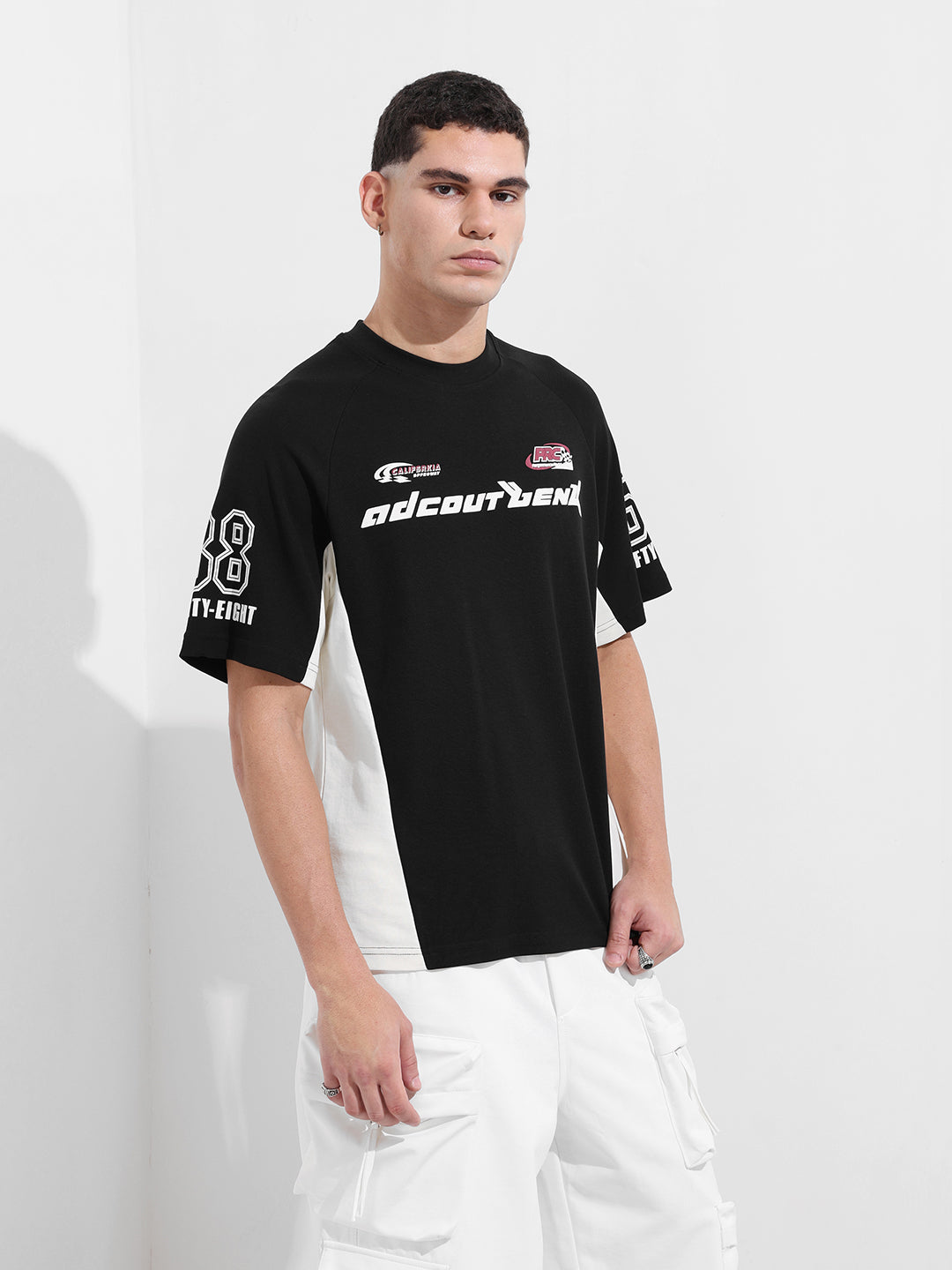 Men's Black Relaxed Fit Graphic Street Wear T-Shirt
