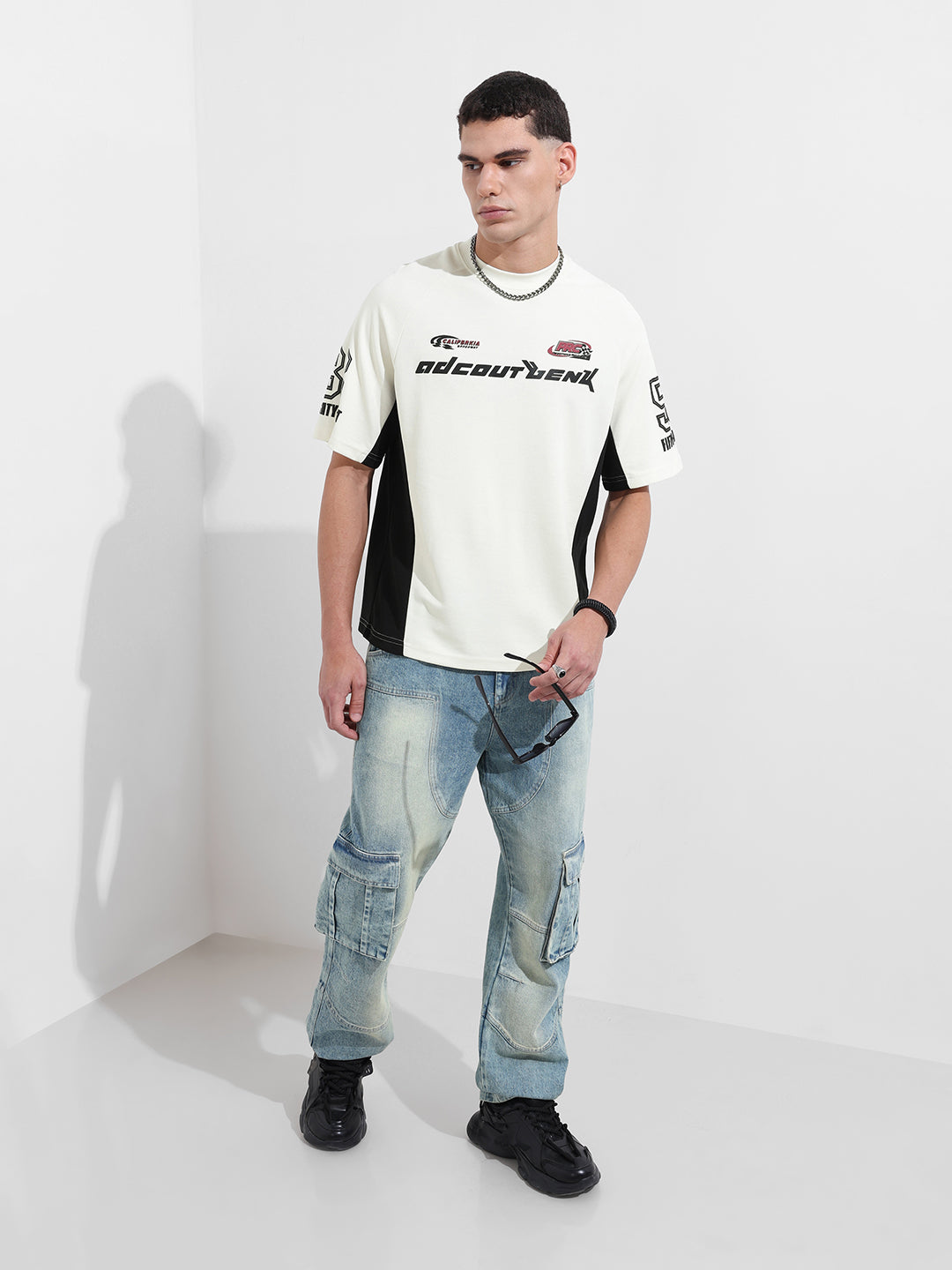 Men's Cream Relaxed Fit Graphic Street Wear T-Shirt