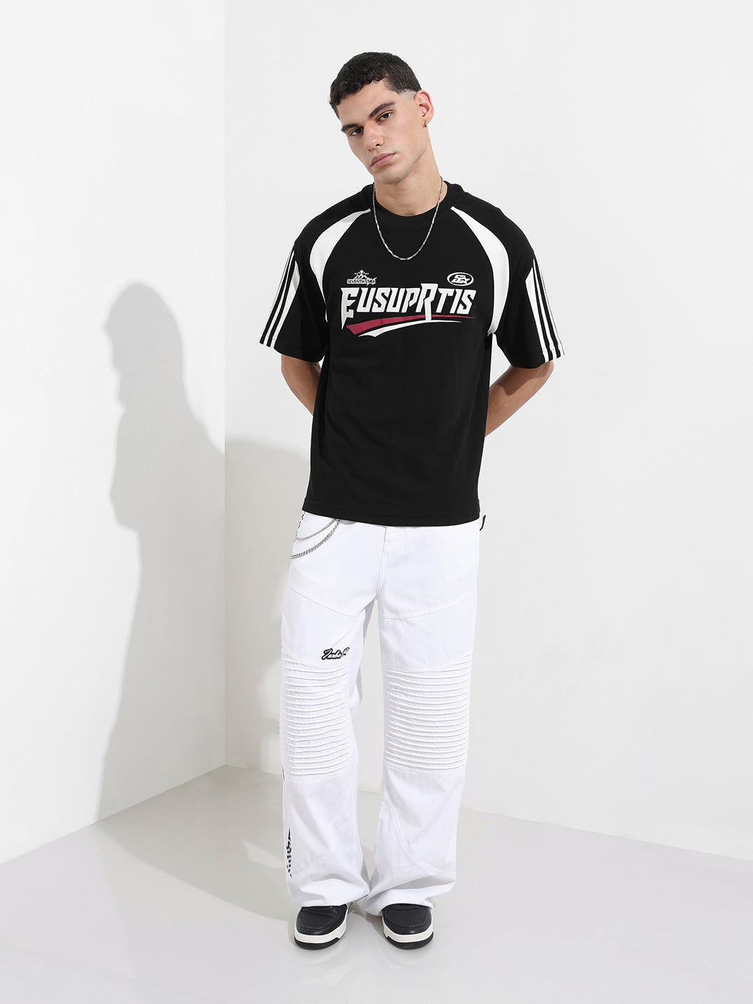 Men's Black Relaxed Fit Graphic Street Wear T-Shirt