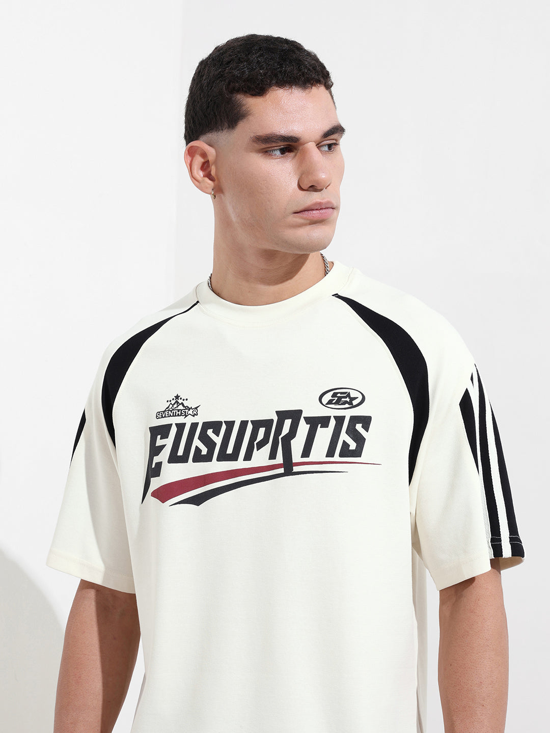 Men's Cream Relaxed Fit Graphic Street Wear T-Shirt