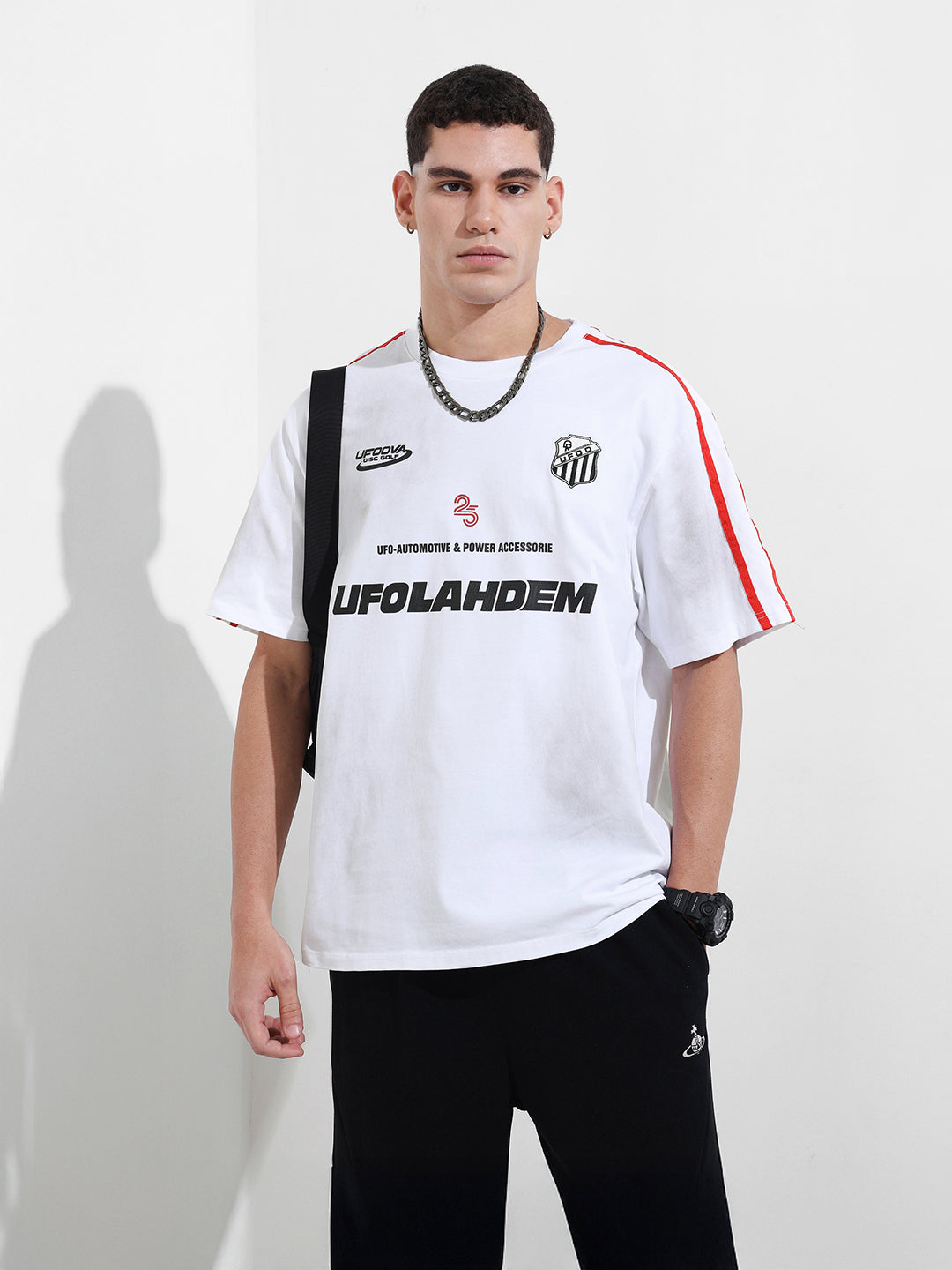 Men's White Relaxed Fit Graphic Street Wear T-Shirt