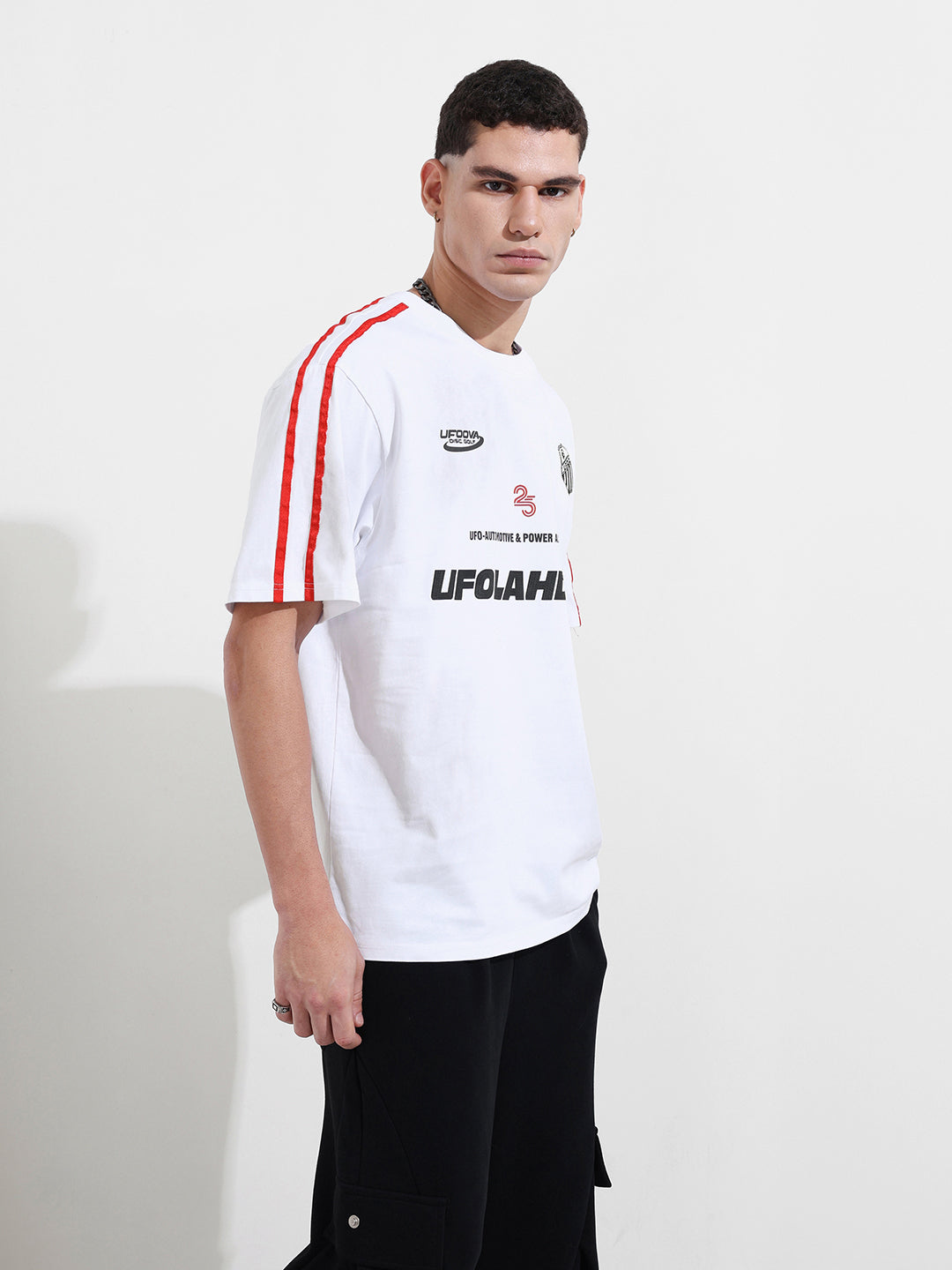 Men's White Relaxed Fit Graphic Street Wear T-Shirt