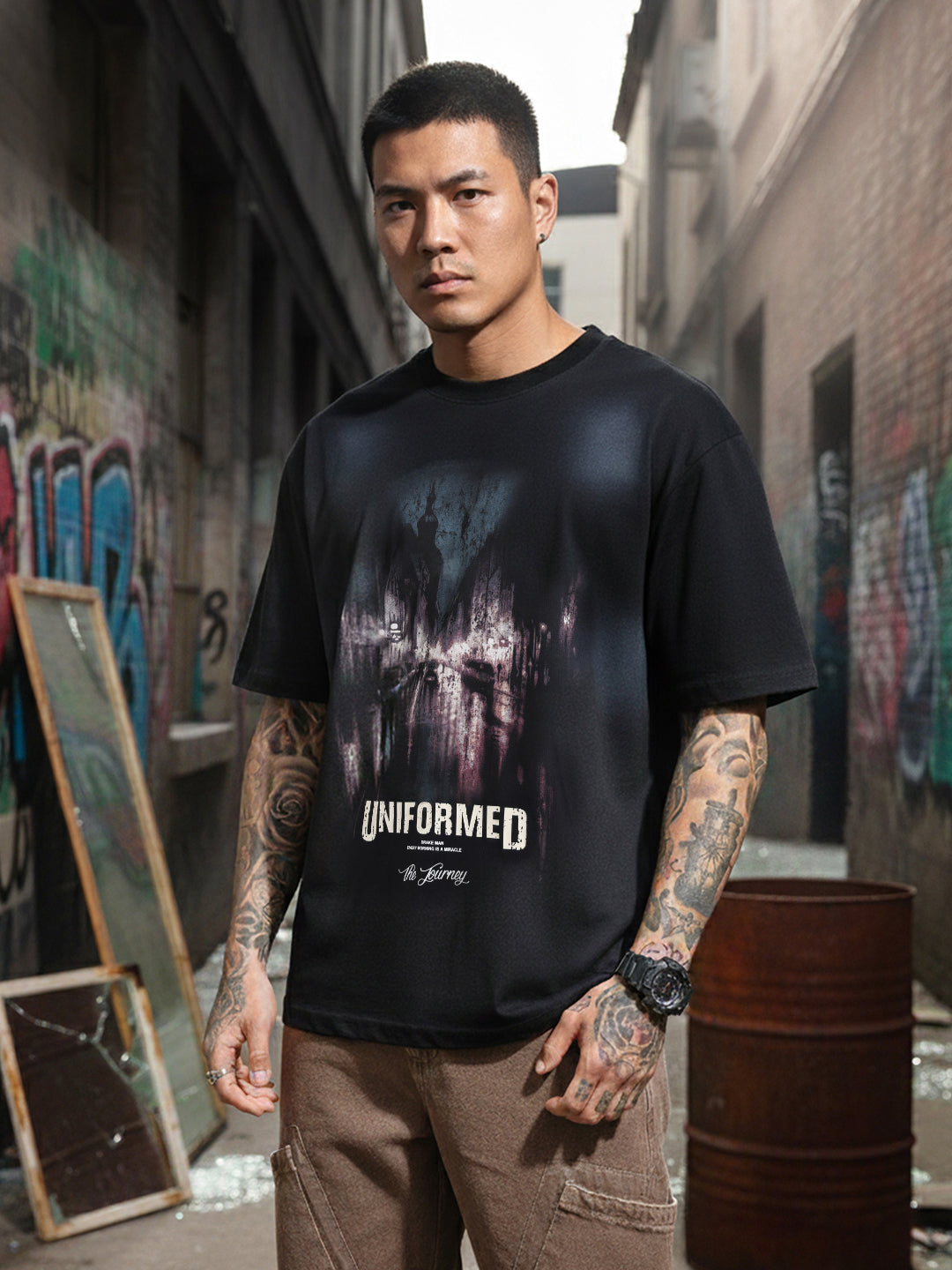 Men's Black Relaxed Fit Graphic Printed 240 GSM Street Wear T-Shirt