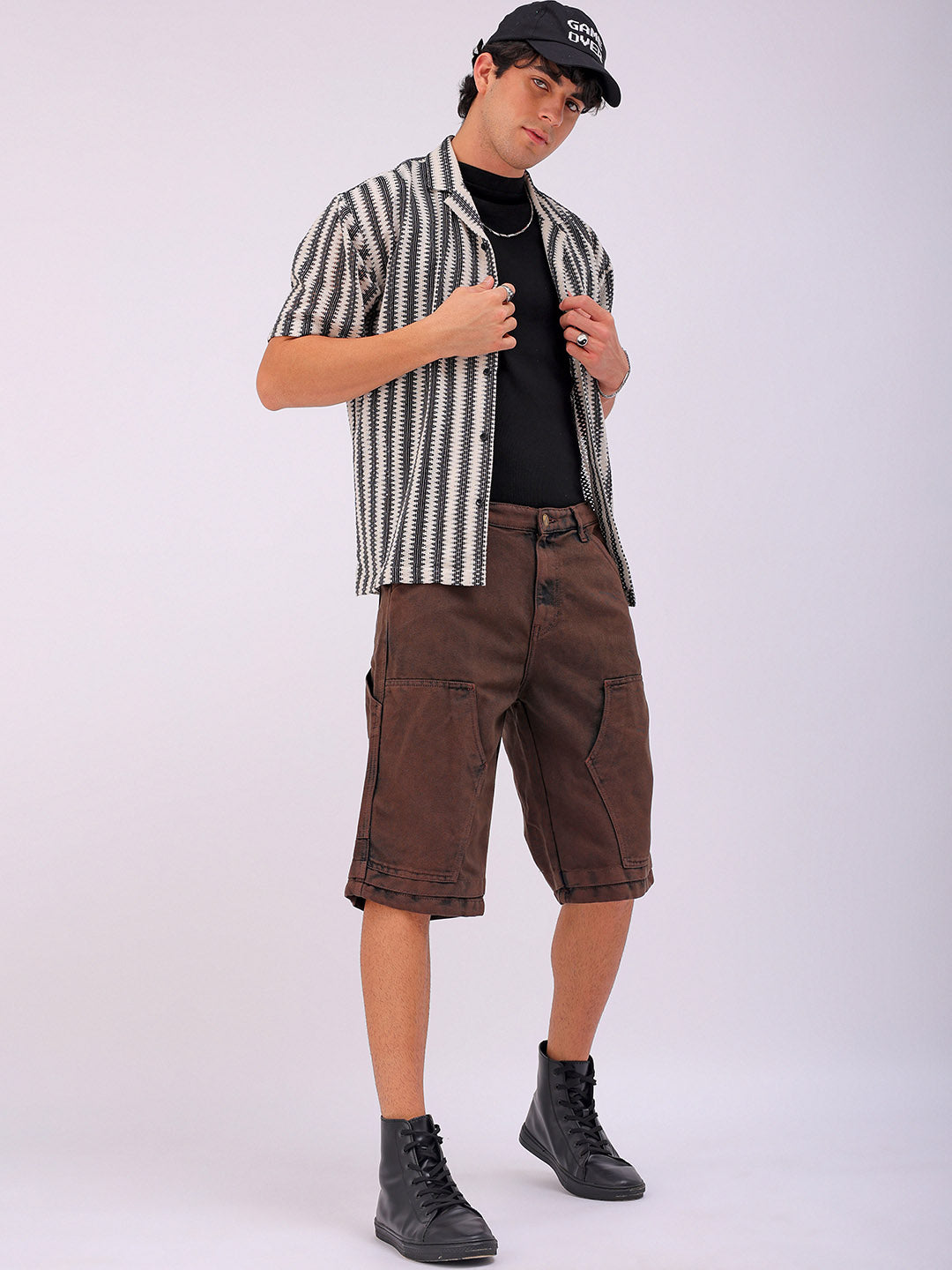 Shop Men's Solid Relaxed Fit Utility Denim Shorts Online.