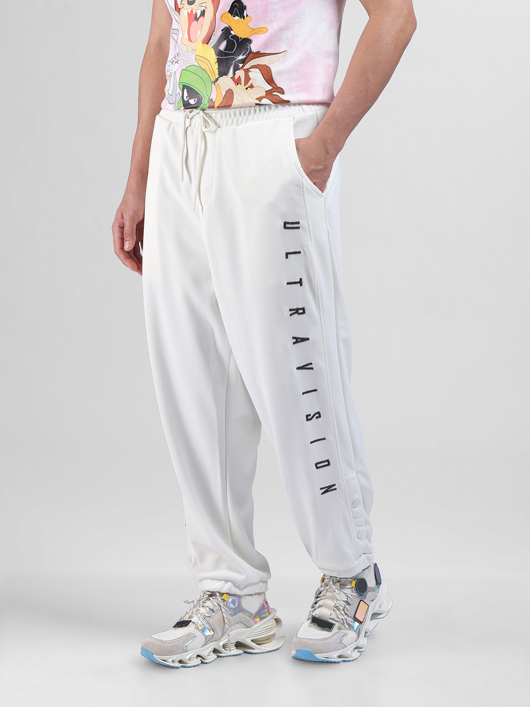 Men's White Relaxed Fit Street Joggers