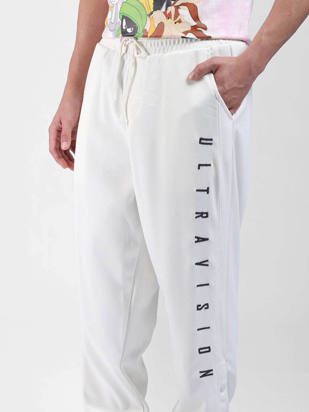 Men's White Relaxed Fit Street Joggers