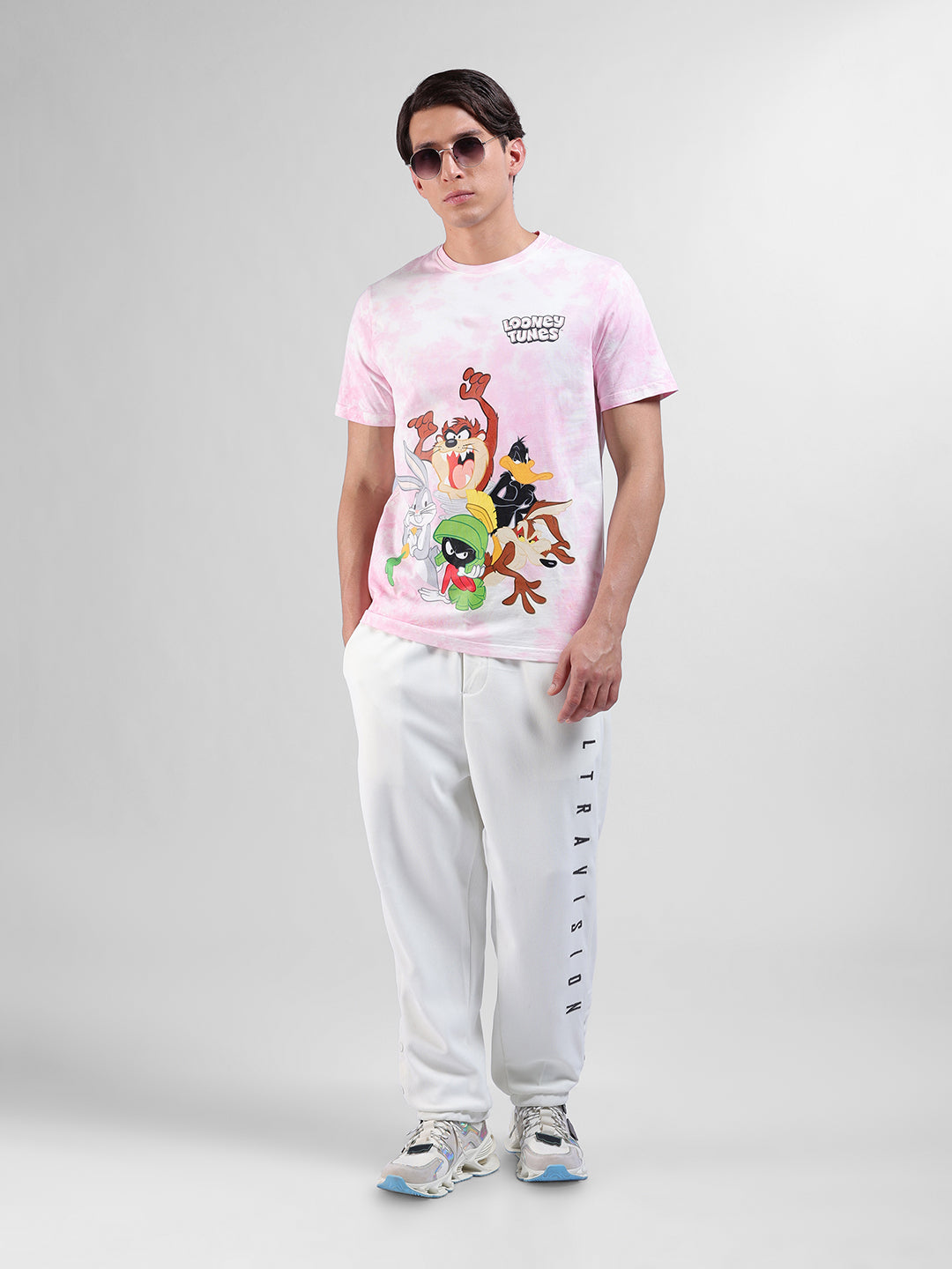 Men's White Relaxed Fit Street Joggers