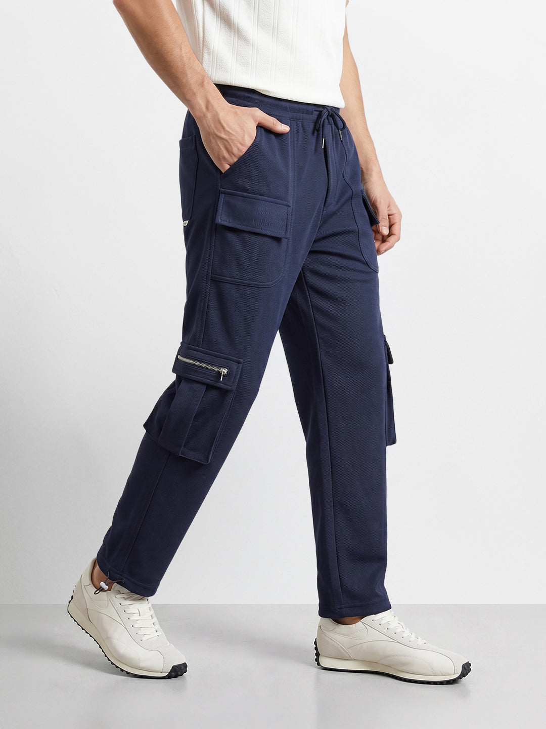 Men's Navy Blue Relaxed Fit Solid Street Wear Joggers