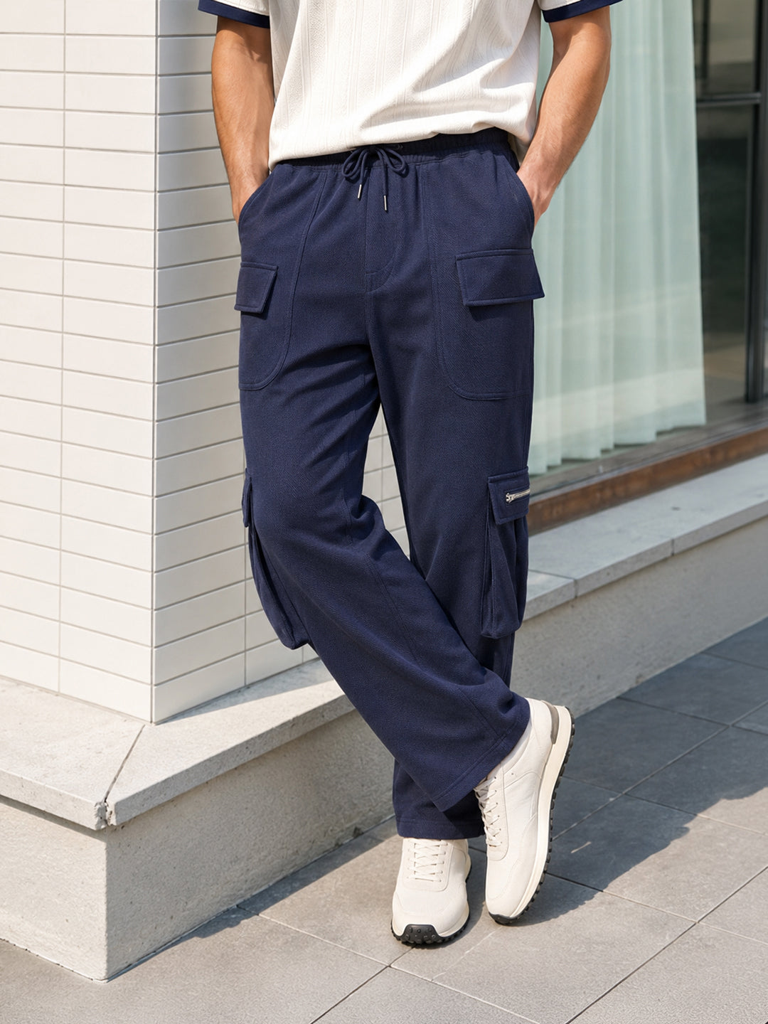 Men's Navy Blue Relaxed Fit Solid Street Wear Joggers