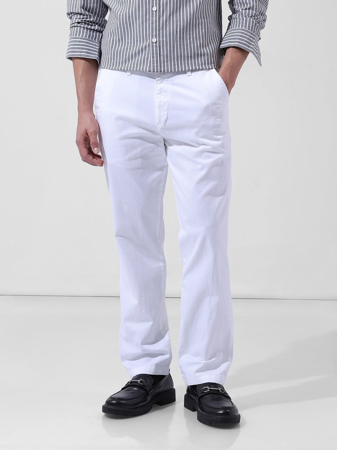 Men's White Regular Fit Casual Chinos