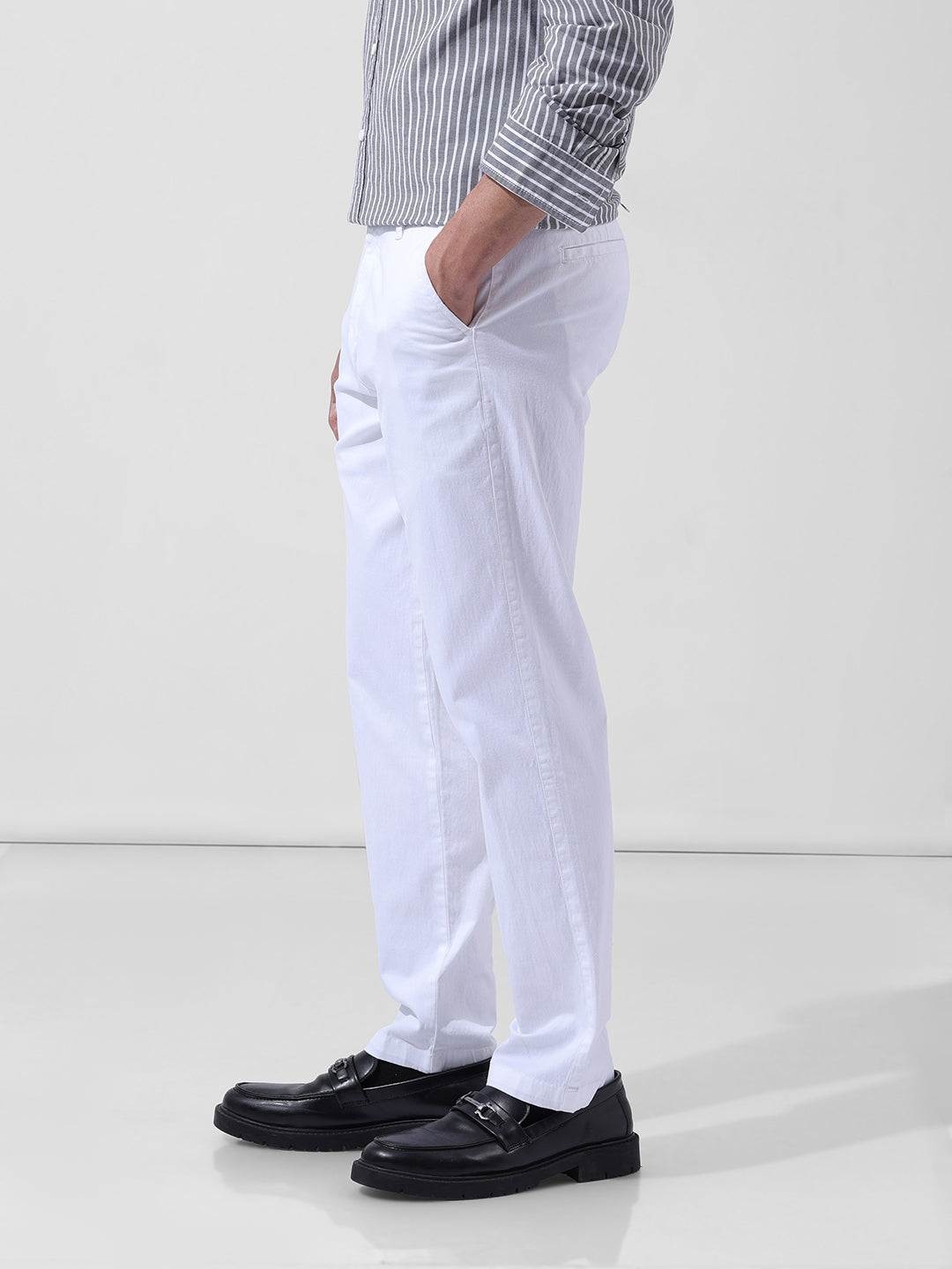 Men's White Regular Fit Casual Chinos