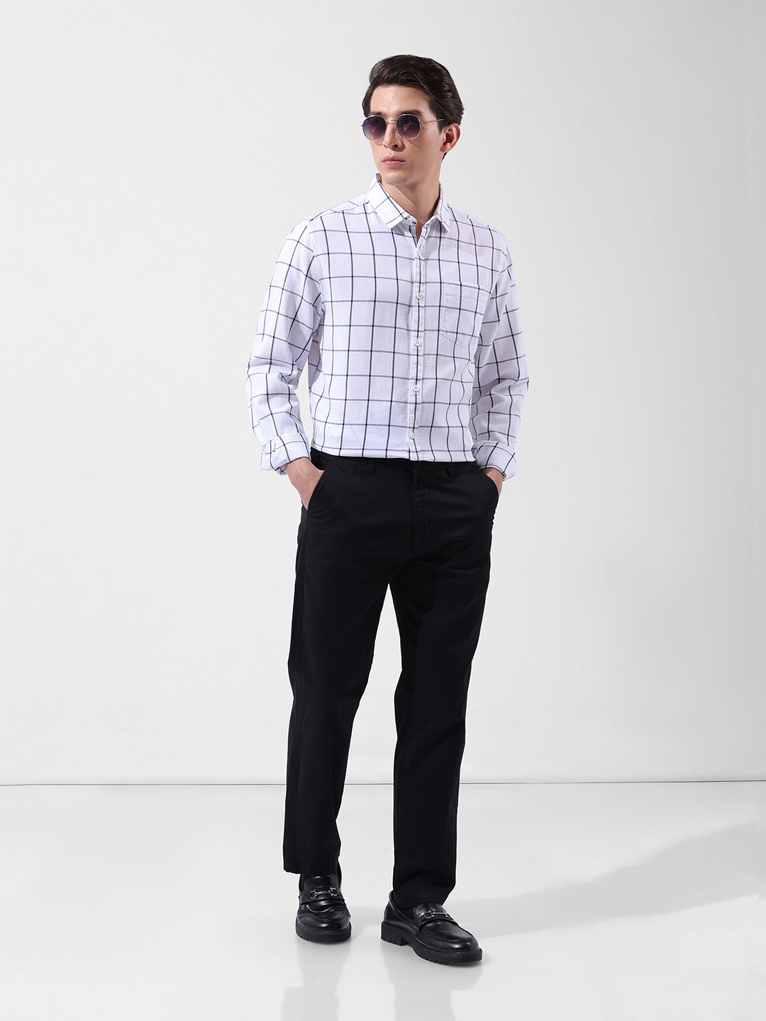 Men's Black Regular Fit Casual Chinos