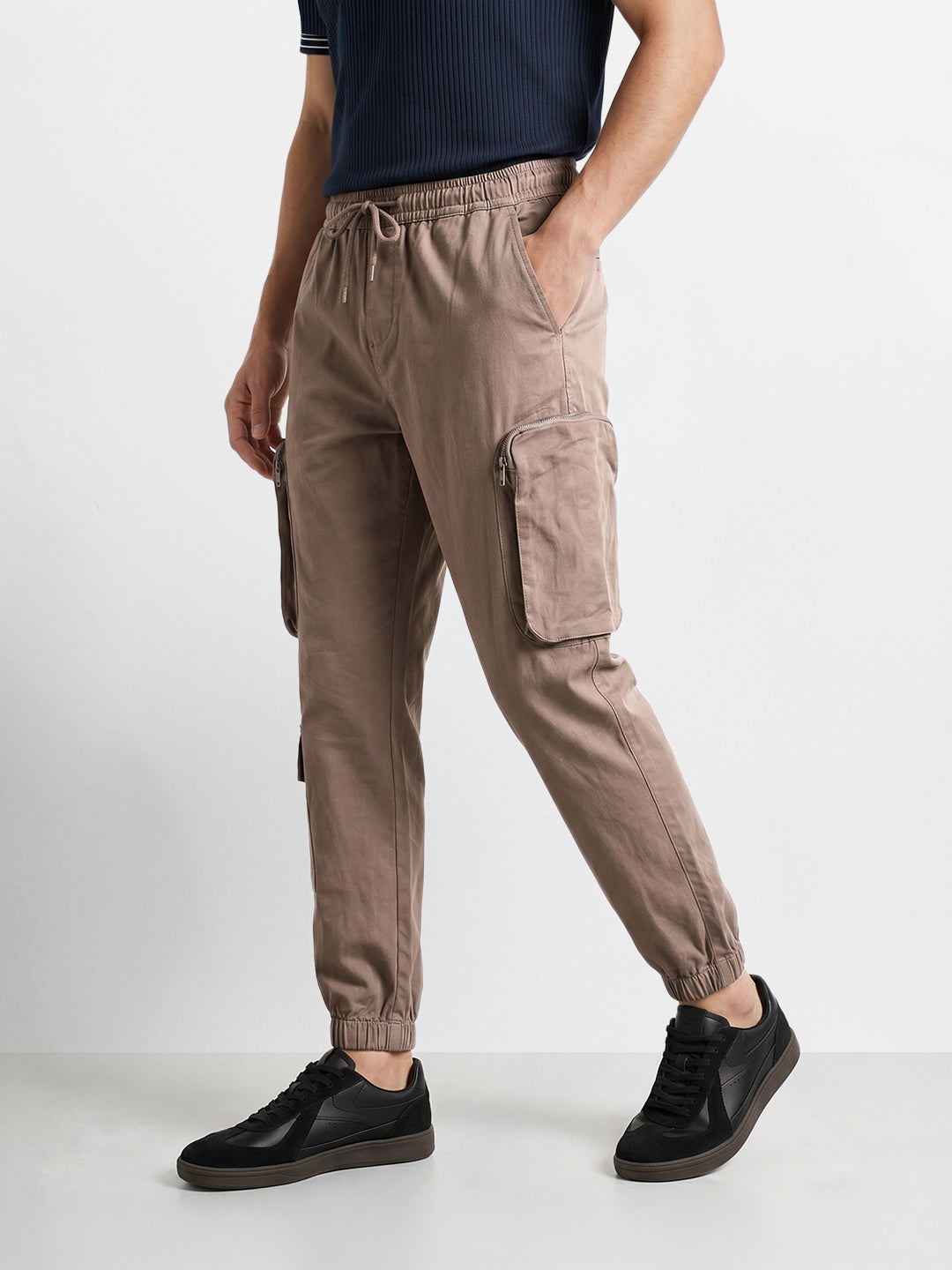 Men's Brown Relaxed Fit Solid Utility Cargo
