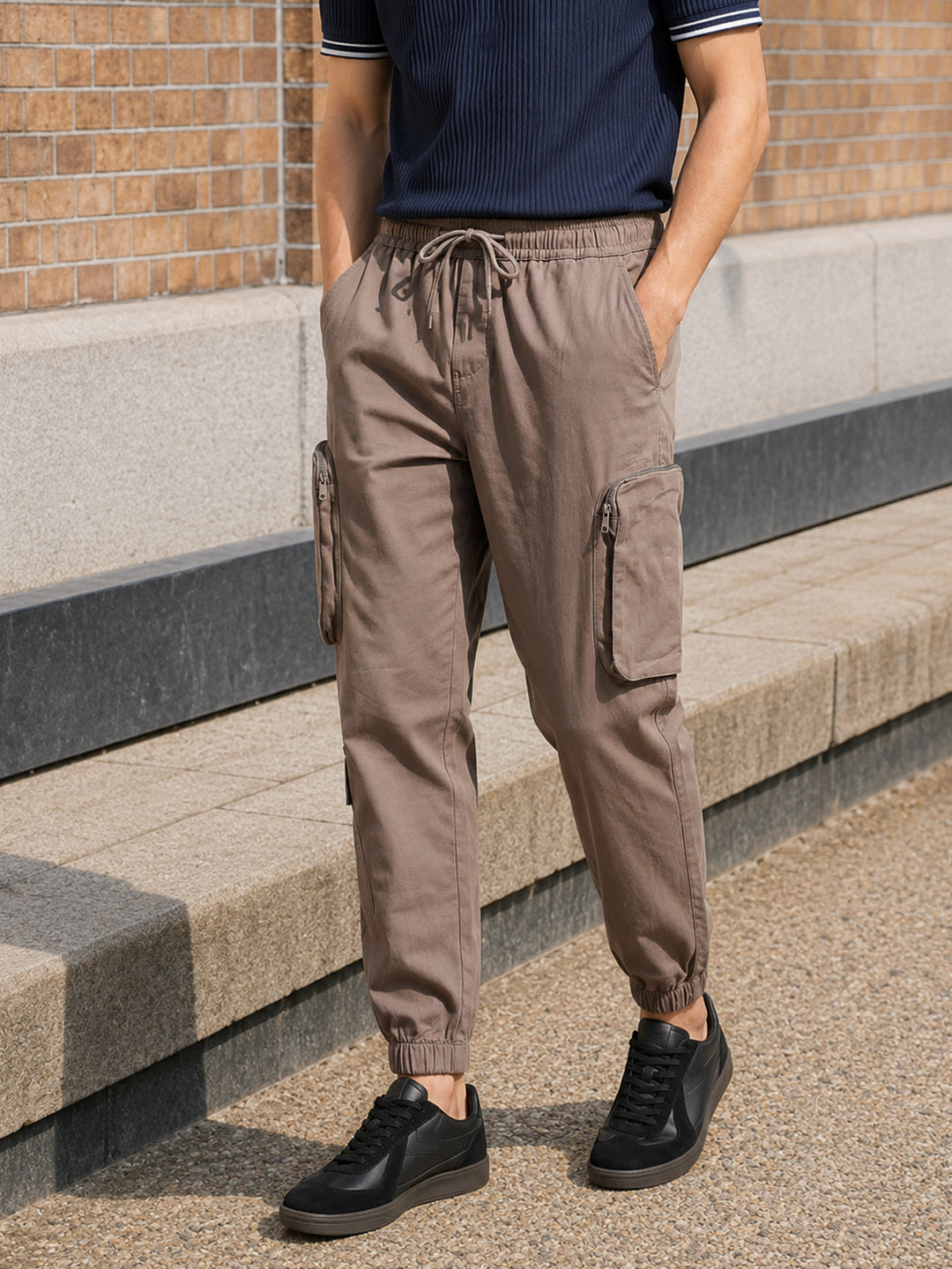 Men's Brown Relaxed Fit Solid Utility Cargo