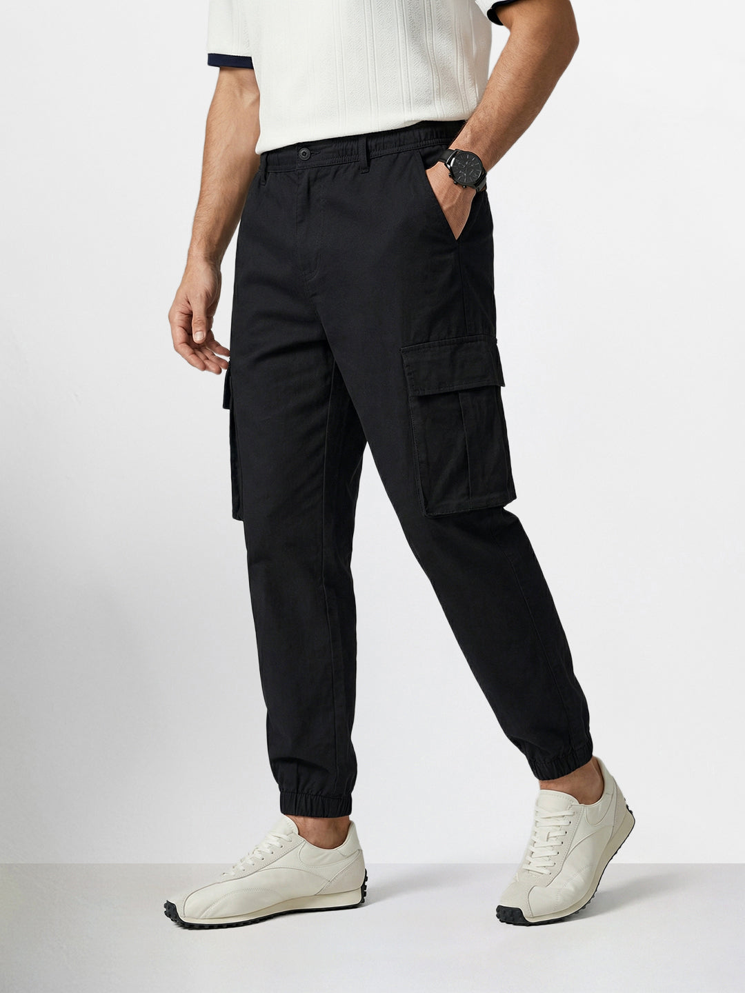 Men's Black Relaxed Fit Solid Utility Cargo