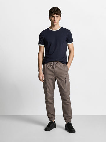Men's Brown Regular Fit Solid Utility Cargo