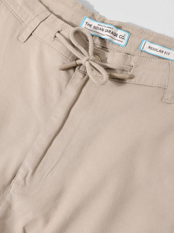 Men's Beige Regular Fit Solid Utility Cargo