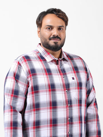 Men's White Regular Fit Checked Casual Shirt