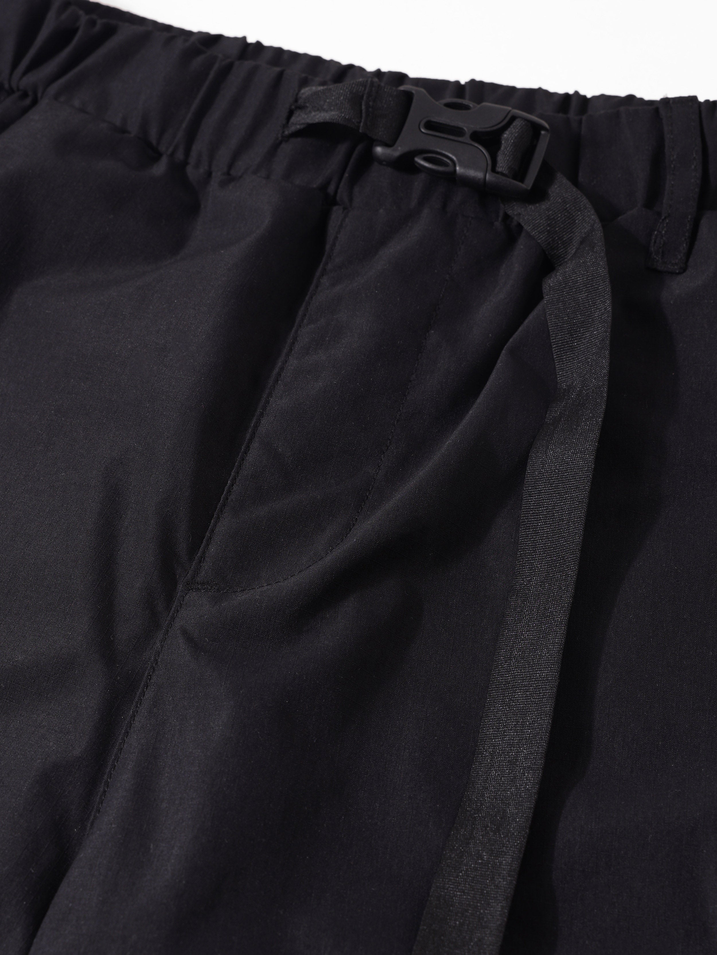 Men's Black Relaxed Fit Textured Utility Cargo